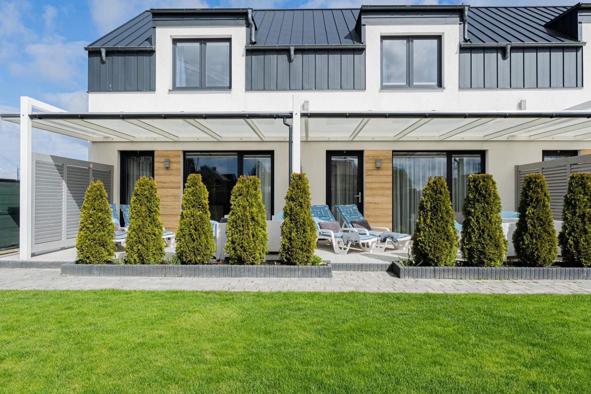 Barka - Apartamenty Premium Oraz Pokoje Blisko Plazy Karwia Εξωτερικό φωτογραφία