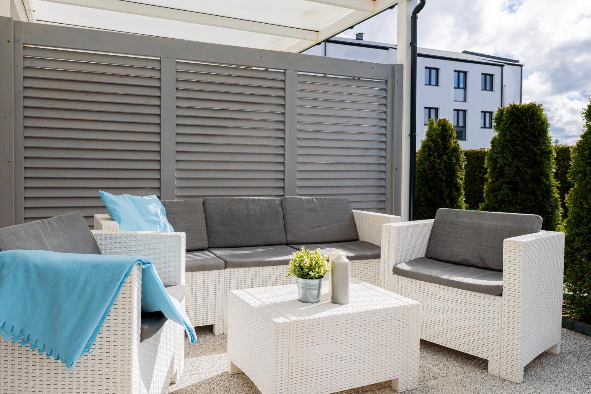 Barka - Apartamenty Premium Oraz Pokoje Blisko Plazy Karwia Εξωτερικό φωτογραφία