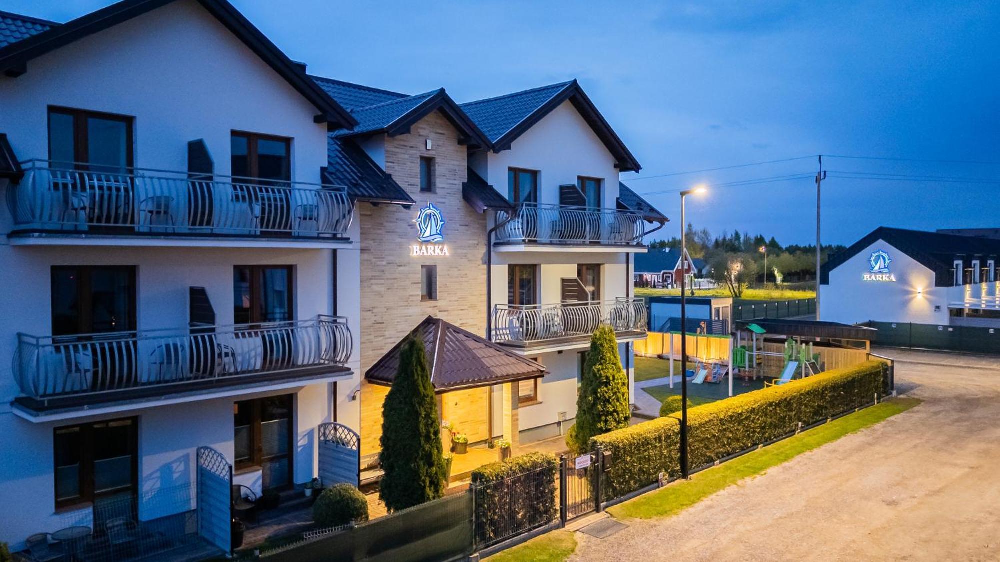 Barka - Apartamenty Premium Oraz Pokoje Blisko Plazy Karwia Εξωτερικό φωτογραφία
